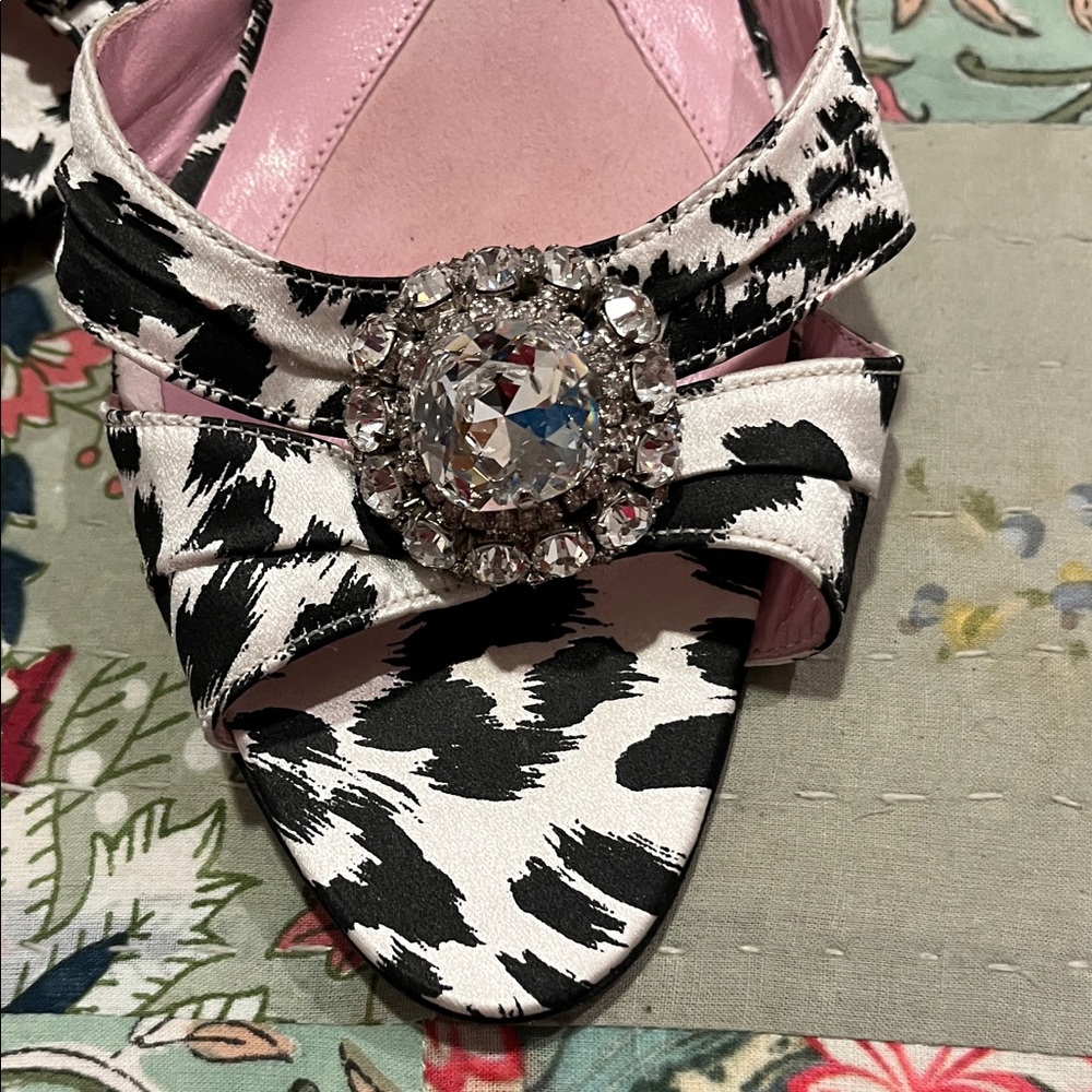 BRIANATWOOD made in Italy  size 40  animal print just to gorgeous!